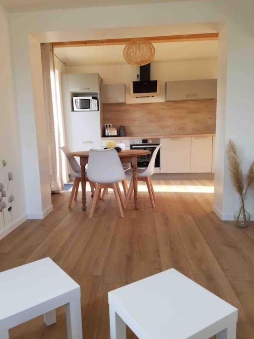 Gite Le Charmot, Au Pied Des Montagnes Classe 3* Roderen Bagian luar foto
